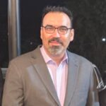 دکتر منصور عزتی